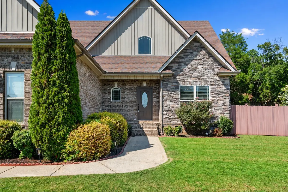 5232 Honeybee Dr, Murfreesboro, TN 37129 - #1