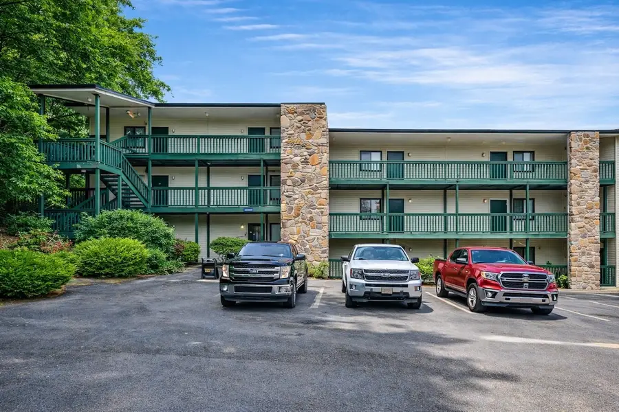 1102 Ski View Drive #307, Gatlinburg, TN 37738 - #2