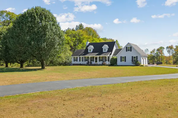 185 Johns Creek Rd, Lafayette, TN 37083