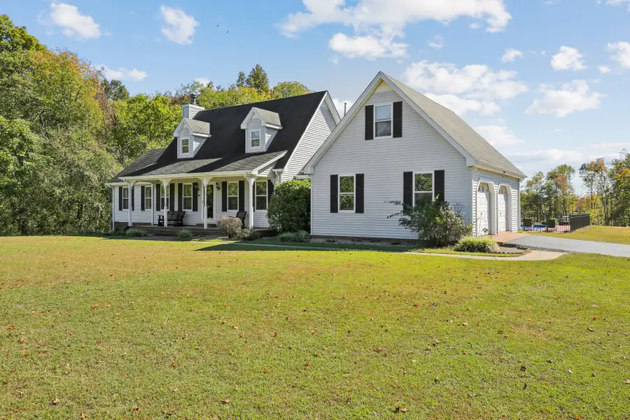 185 Johns Creek Rd, Lafayette, TN 37083 - #2