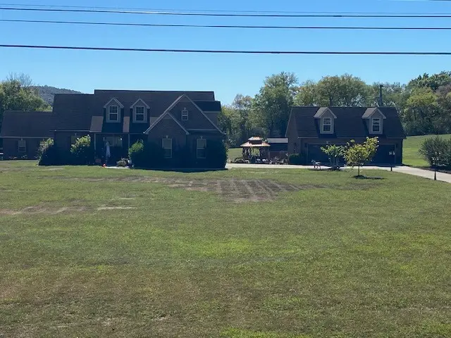2686 Hwy 64 E, Wartrace, TN 37183 - #1