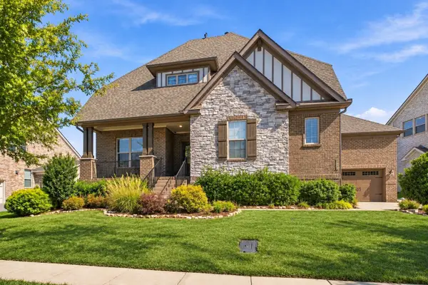 2004 Belsford Dr, Nolensville, TN 37135