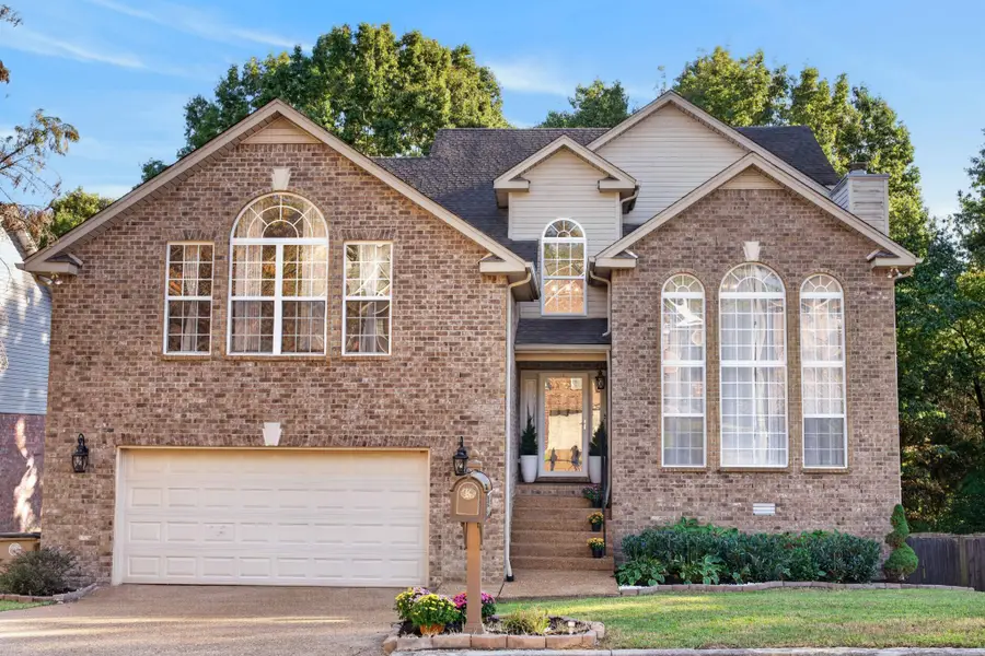 5473 Oak Chase Dr, Antioch, TN 37013 - #2