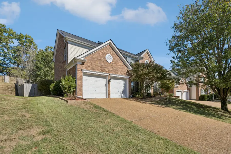 628 Logwood Briar Cir, Brentwood, TN 37027 - #2
