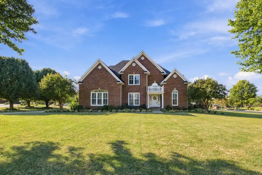 412 Treemont Dr, Clarksville, TN 37043 - #2