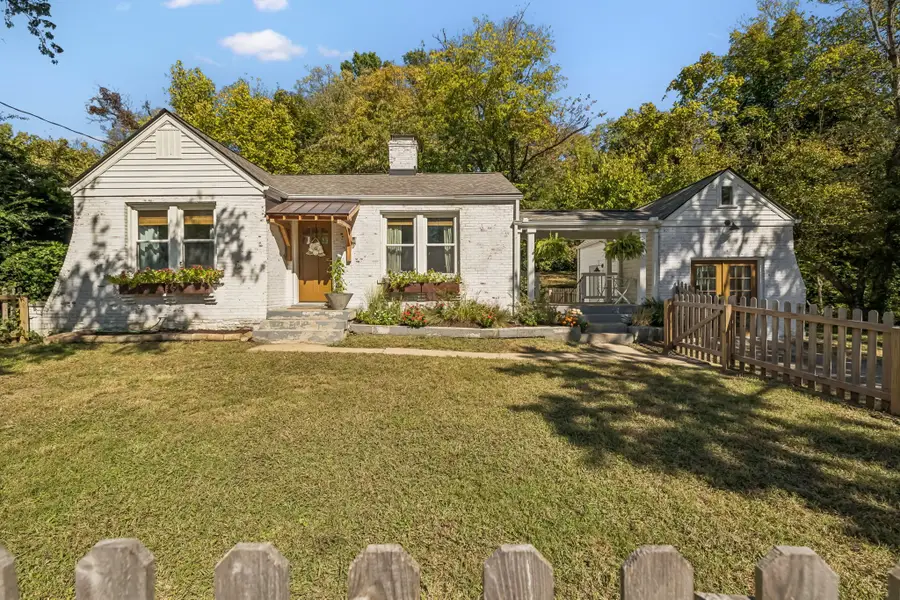 909 Burchwood Ave, Nashville, TN 37216 - #2