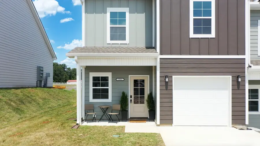 701 S Wall St, Shelbyville, TN 37160 - #2
