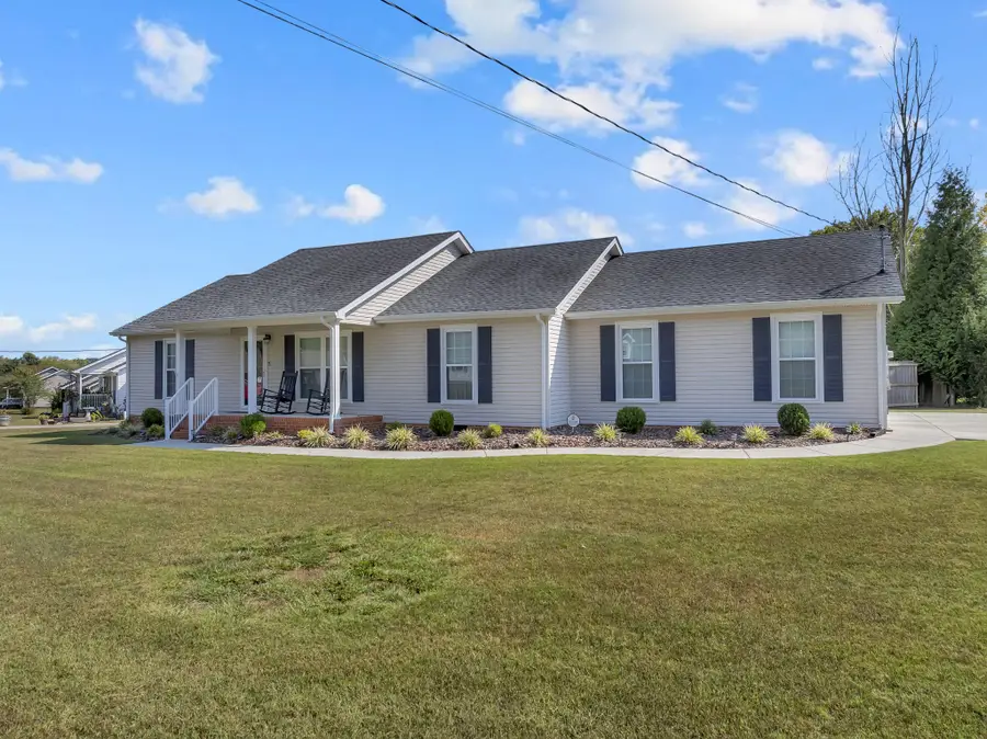 210 Shapard Dr, Shelbyville, TN 37160 - #2
