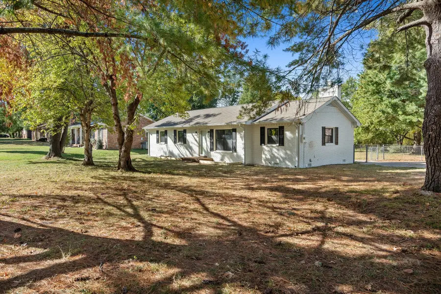 821 Craig St, Gallatin, TN 37066 - #2