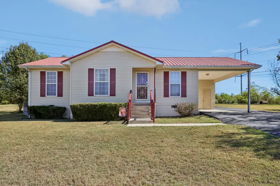 400 Cherokee Trl, Shelbyville, TN 37160 - #3