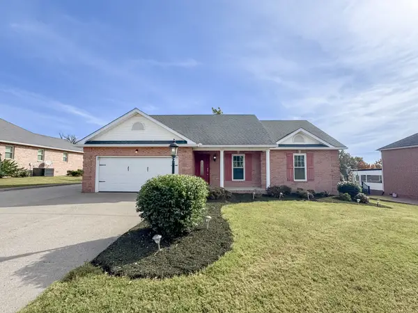 415 Woodlands Dr, Gallatin, TN 37066