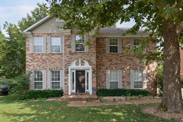 704 N Wickshire Way, Brentwood, TN 37027