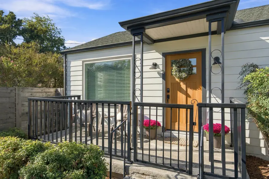 303 46th Ave N, Nashville, TN 37209 - #2