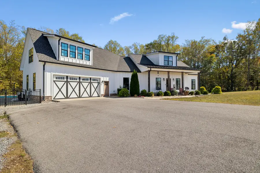 1930 Williams Rd, Lafayette, TN 37083 - #2