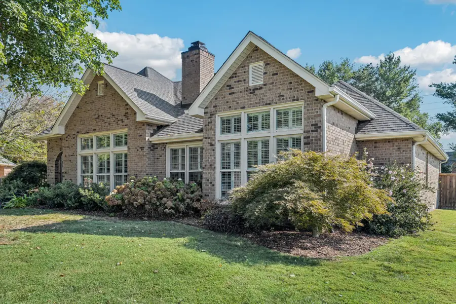 121 Pebble View Dr, Franklin, TN 37064 - #2