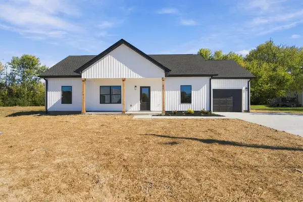 396 Shaw St, Smithville, TN 37166