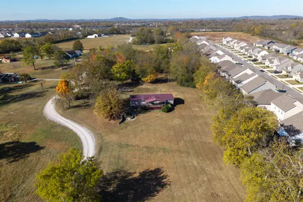 126 Hidden Trail Dr, Gallatin, TN 37066