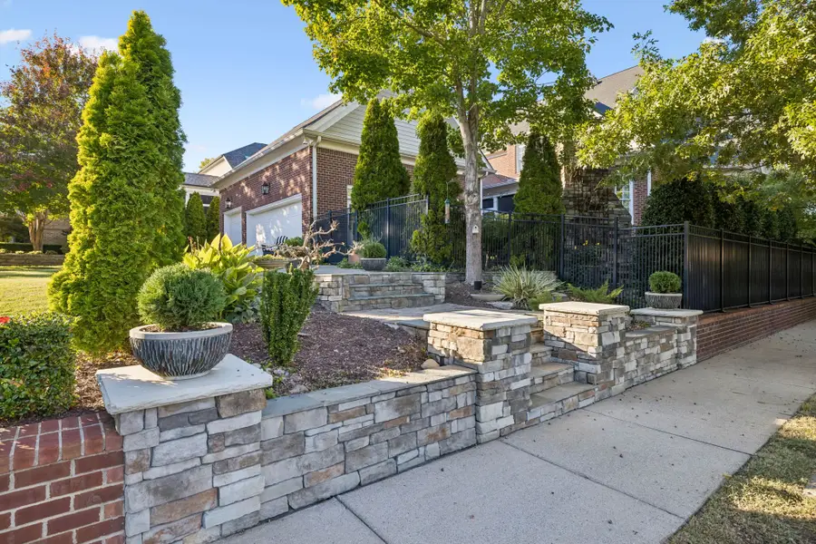 1611 Cooper Creek Ln, Franklin, TN 37064 - #3