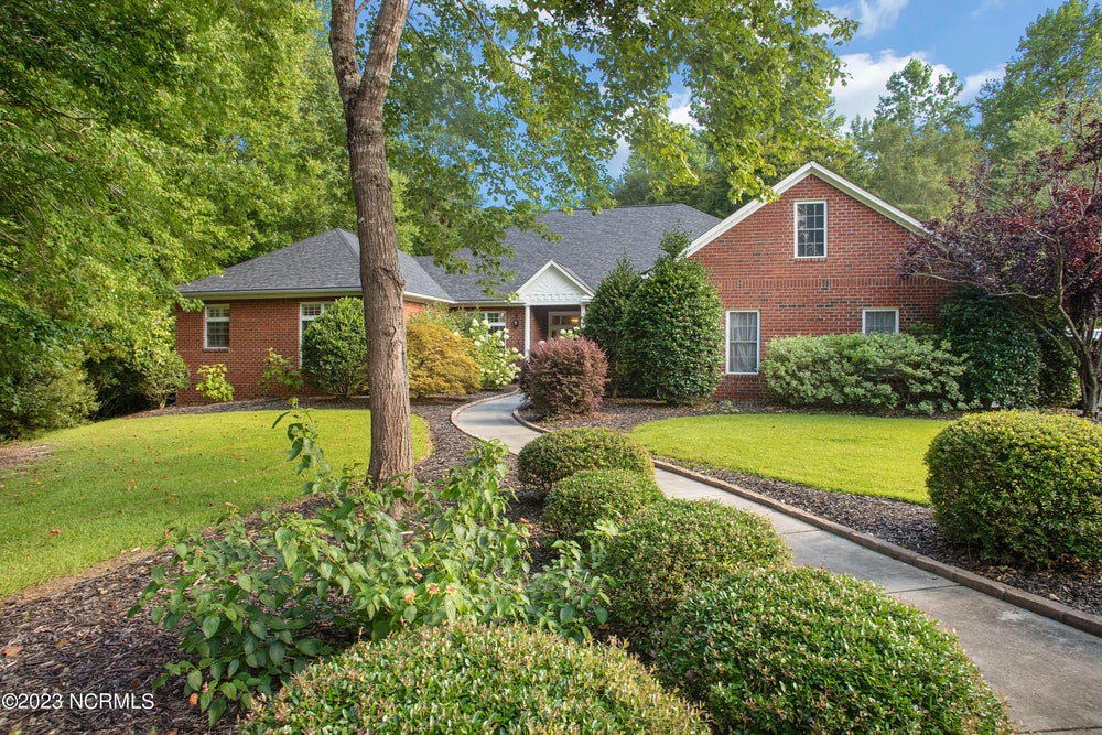 605 Taberna Circle, New Bern, NC 28562 BHGRE