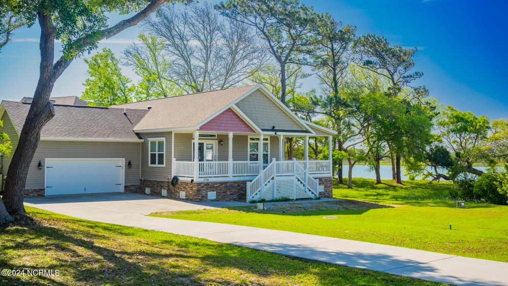 1774 Old Sound Creek Circle Sw, Ocean Isle Beach, NC 28469 BHGRE