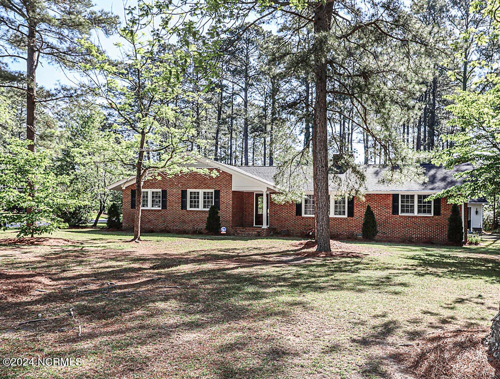 1511 Speight Forest Drive, Tarboro, NC 27886 - BHGRE