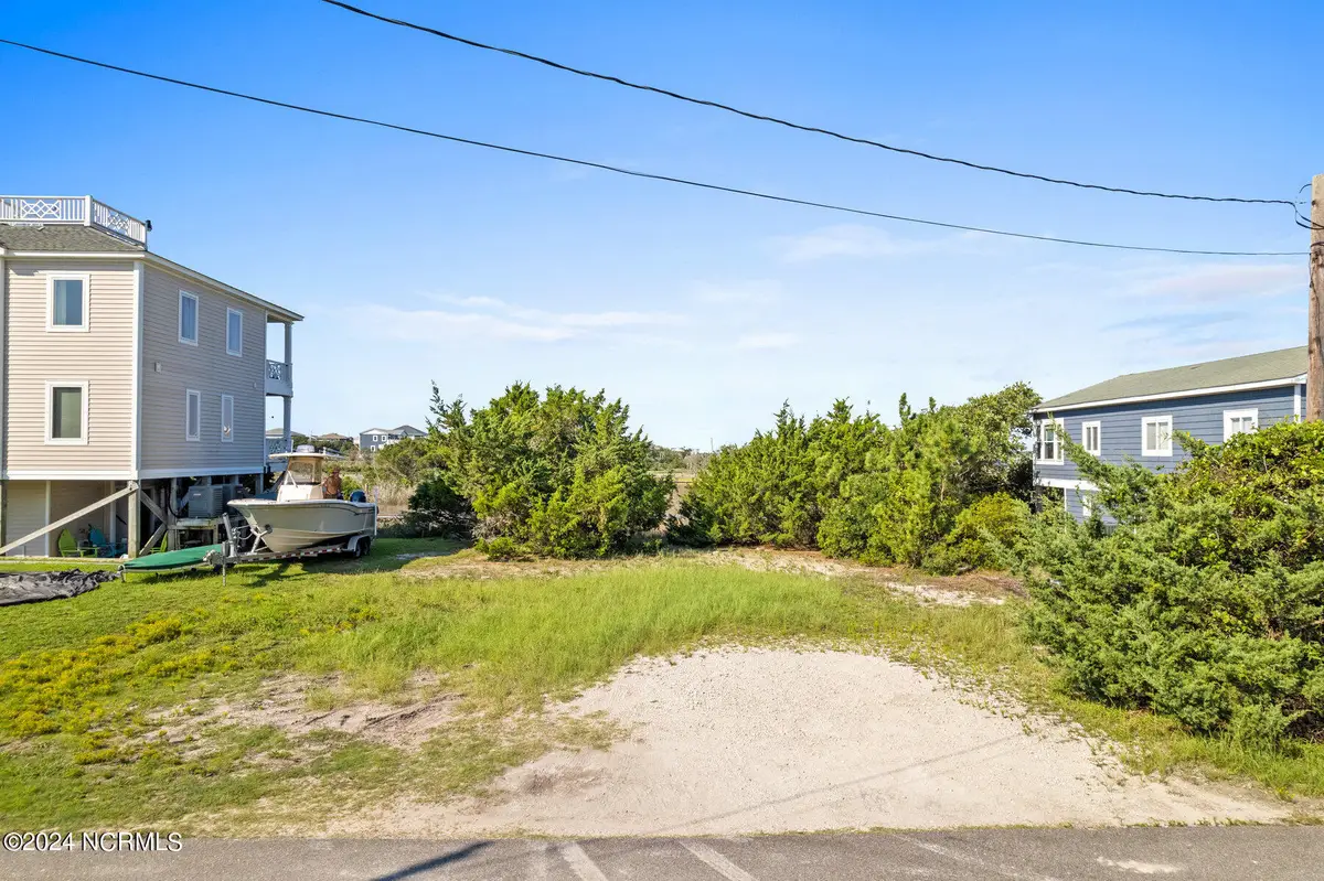 1123 Canady Avenue, Topsail Beach, NC 28445 - Image #1