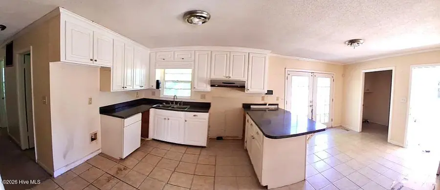 900 N Parker Street, Elm City, NC 27822 - #2