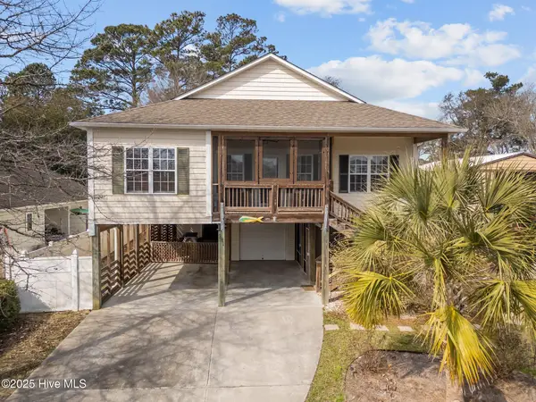 331 NE 49th Street, Oak Island, NC 28465