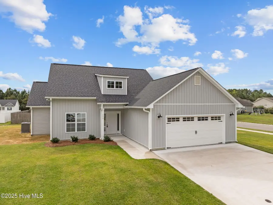 406 Pepperbush Court, Ayden, NC 28513 - Image #2