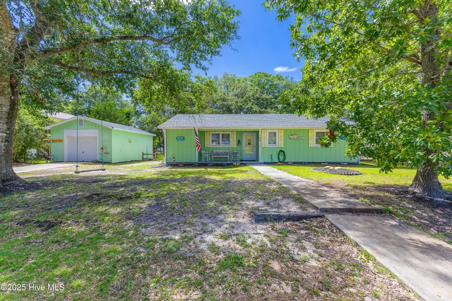 159 NE 6th Street, Oak Island, NC 28465 - Image #3