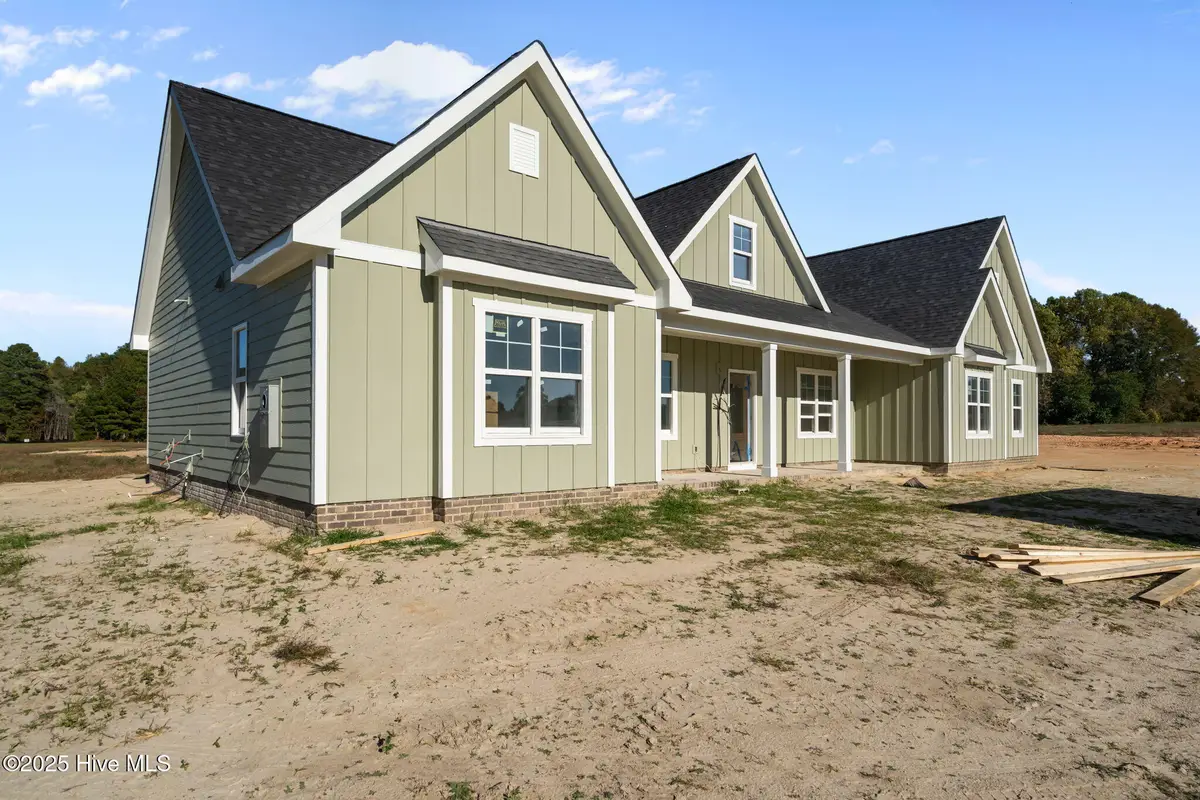 725 Peele Farm Lane, Cameron, NC 28326 - Image #1