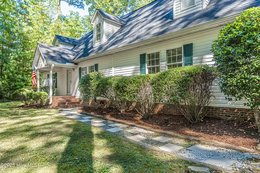 105 Heather Lane, Southern Pines, NC 28387 - Image #2