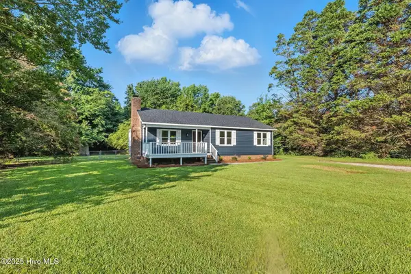 104 S Nikol Way, Clayton, NC 27520