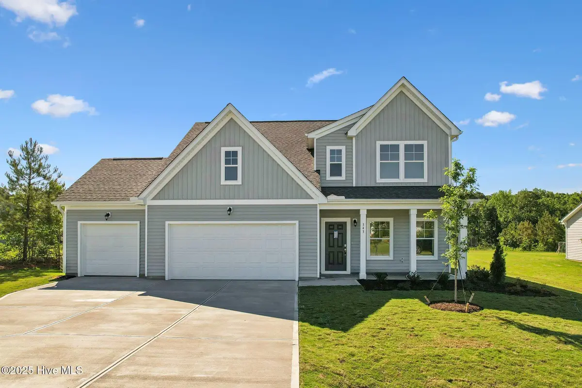 302 Enfield Drive, Carthage, NC 28327 - Image #1