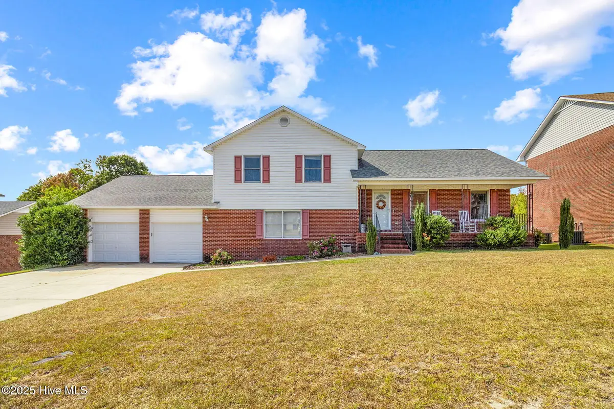 912 Scully Drive, Fayetteville, NC 28314 - Image #1