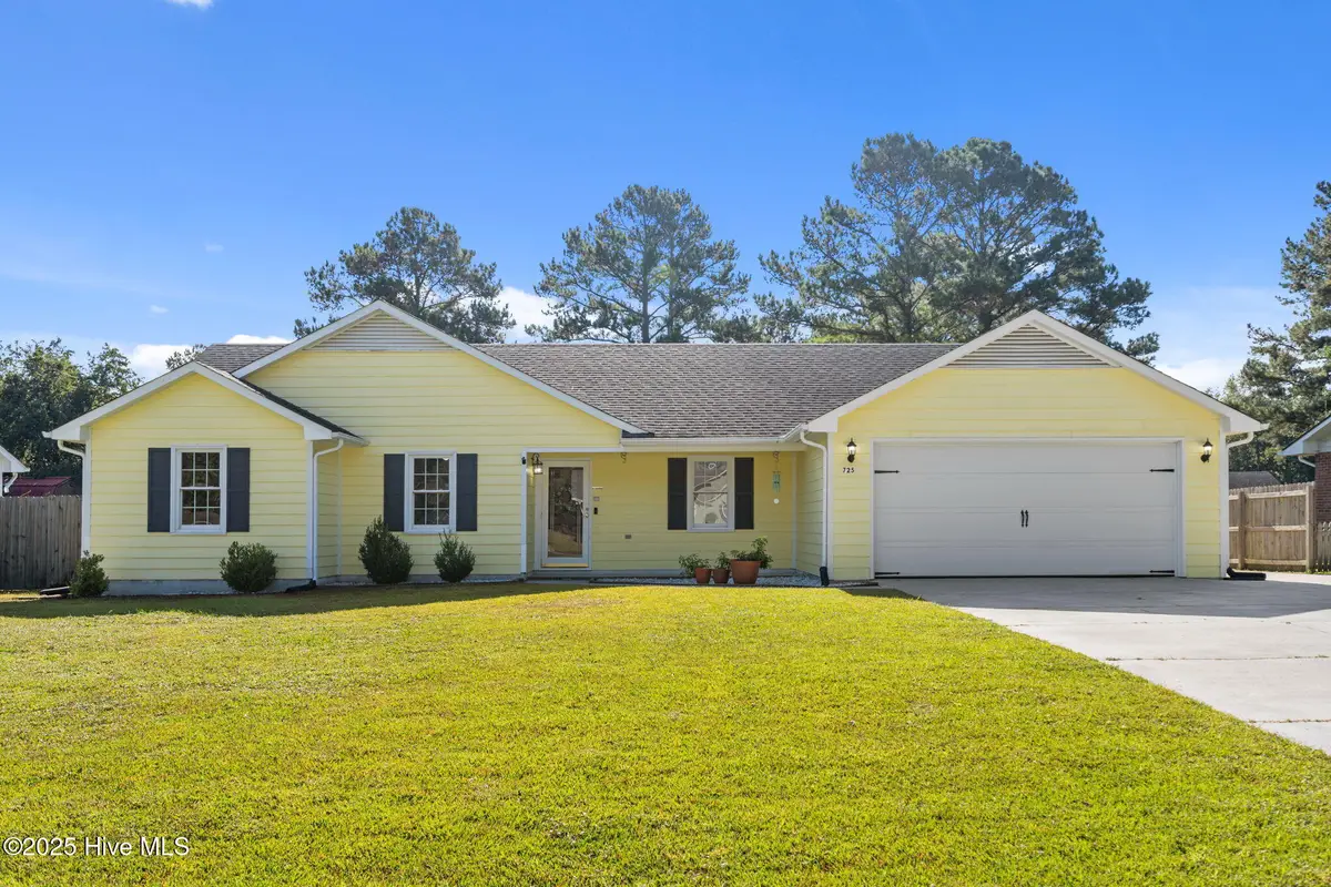 725 Stonewall Avenue, Jacksonville, NC 28540 - Image #1
