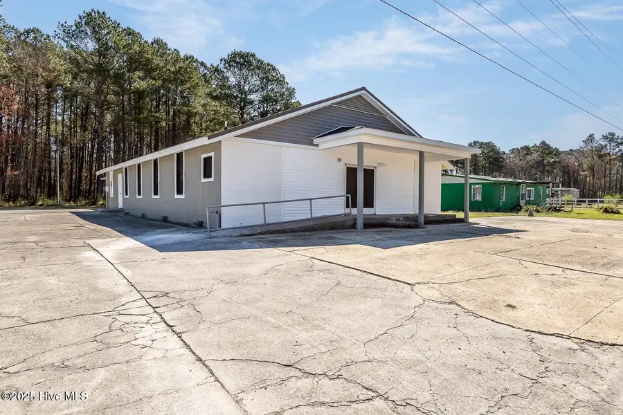 1233 Haw Branch Road, Beulaville, NC 28518 - Image #2