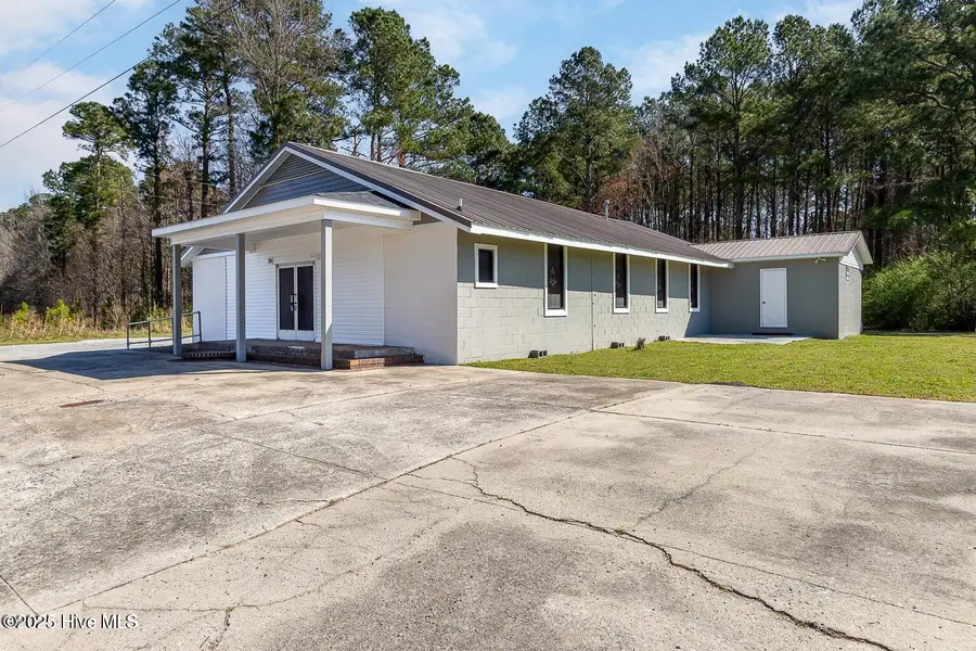 1233 Haw Branch Road, Beulaville, NC 28518 - Image #3