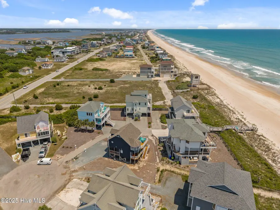 130 N Permuda Wynd Drive, North Topsail Beach, NC 28460 - Image #2