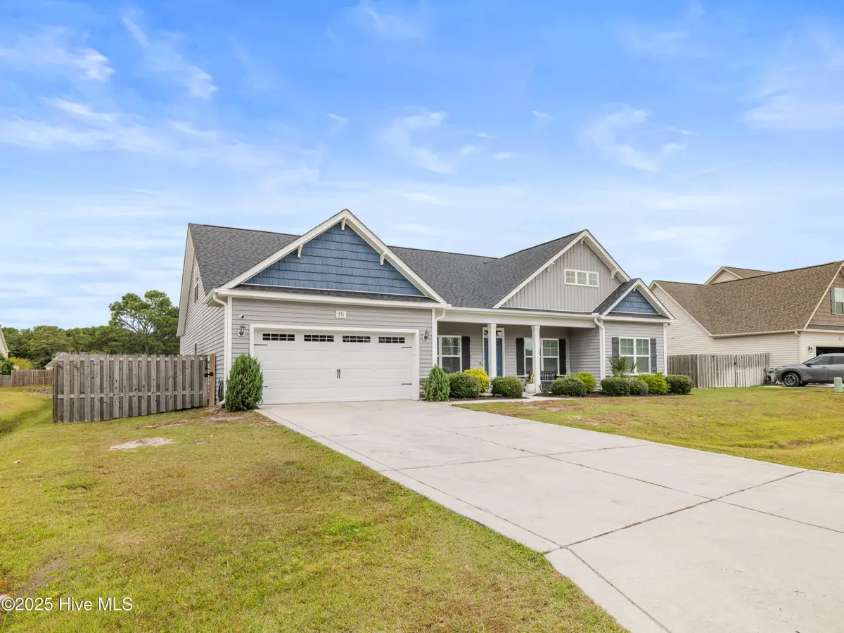 931 Needlerush Road, Sneads Ferry, NC 28460 - Image #1