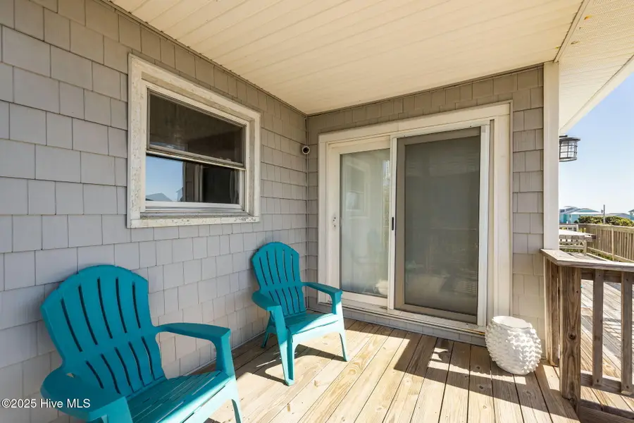 7122 Ocean Drive, Emerald Isle, NC 28594 - Image #3