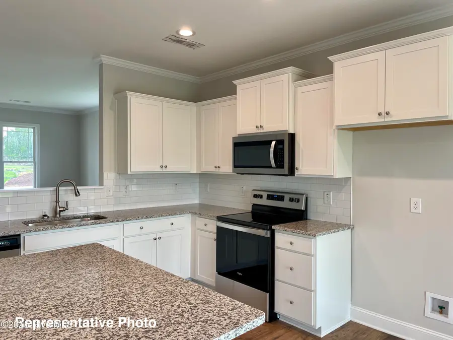 162 Tigris Court, Zebulon, NC 27597 - Image #2