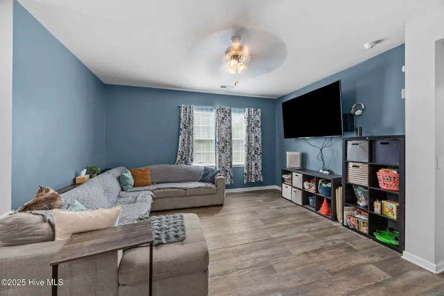 402 Isabelle Street, New Bern, NC 28560 - Image #3