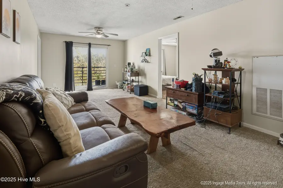 322 Brownlea Drive #E3, Greenville, NC 27858 - Image #2