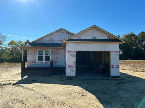 52 Grace Pond Avenue, Benson, NC 27504