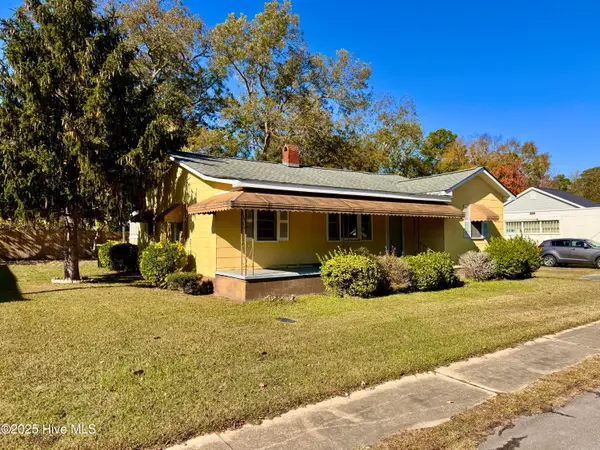 102 E Main Street, Hamilton, NC 27840