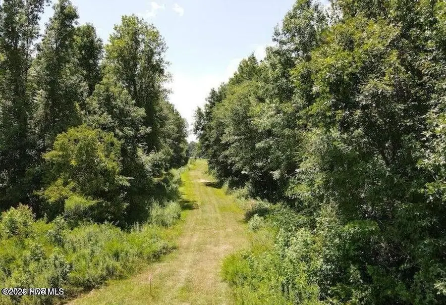 5758 James B White Highway N, Whiteville, NC 28472 - Image #3