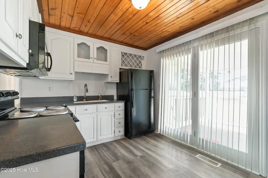 170 Cavanaughtown Road, Richlands, NC 28574 - Image #2