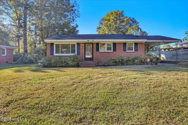 520 E Calhoun Street, Whiteville, NC 28472
