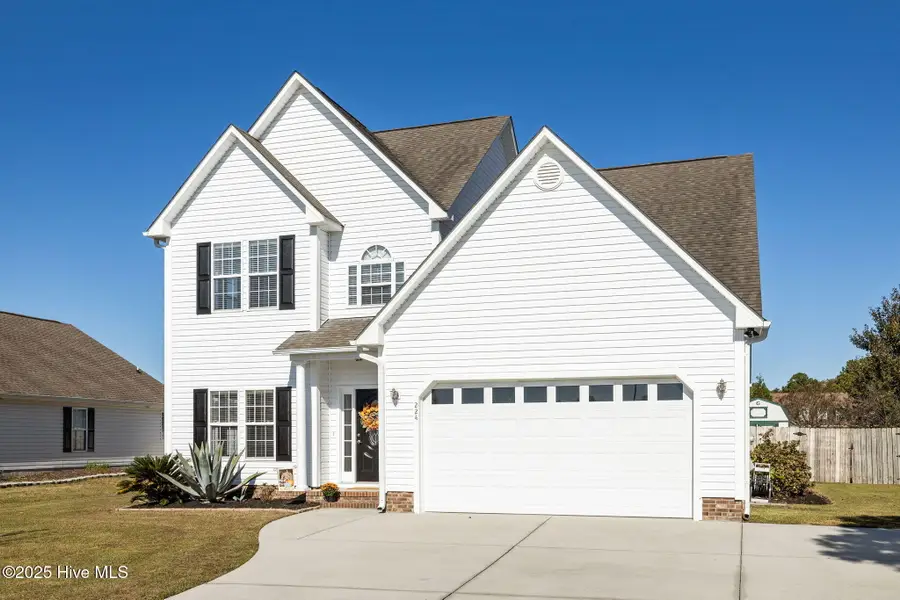 224 Hickory Shores Drive, Newport, NC 28570 - Image #2